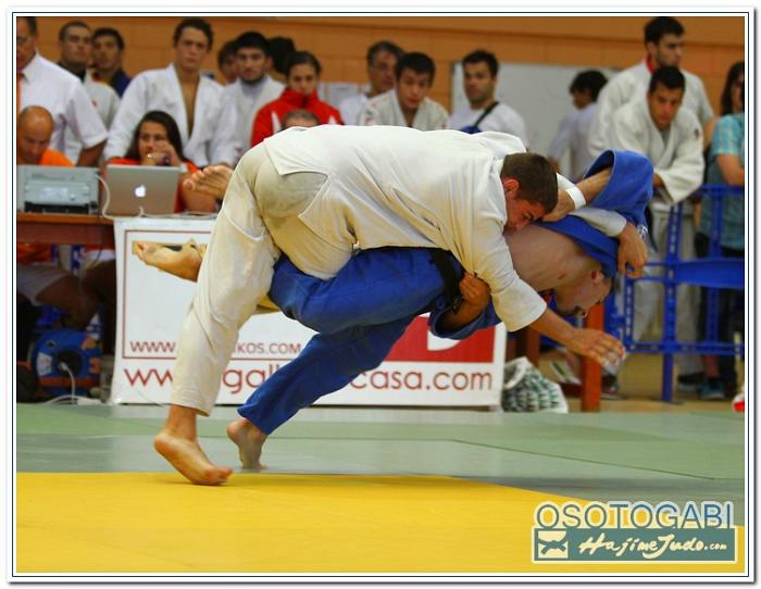 JCMB2011 90017